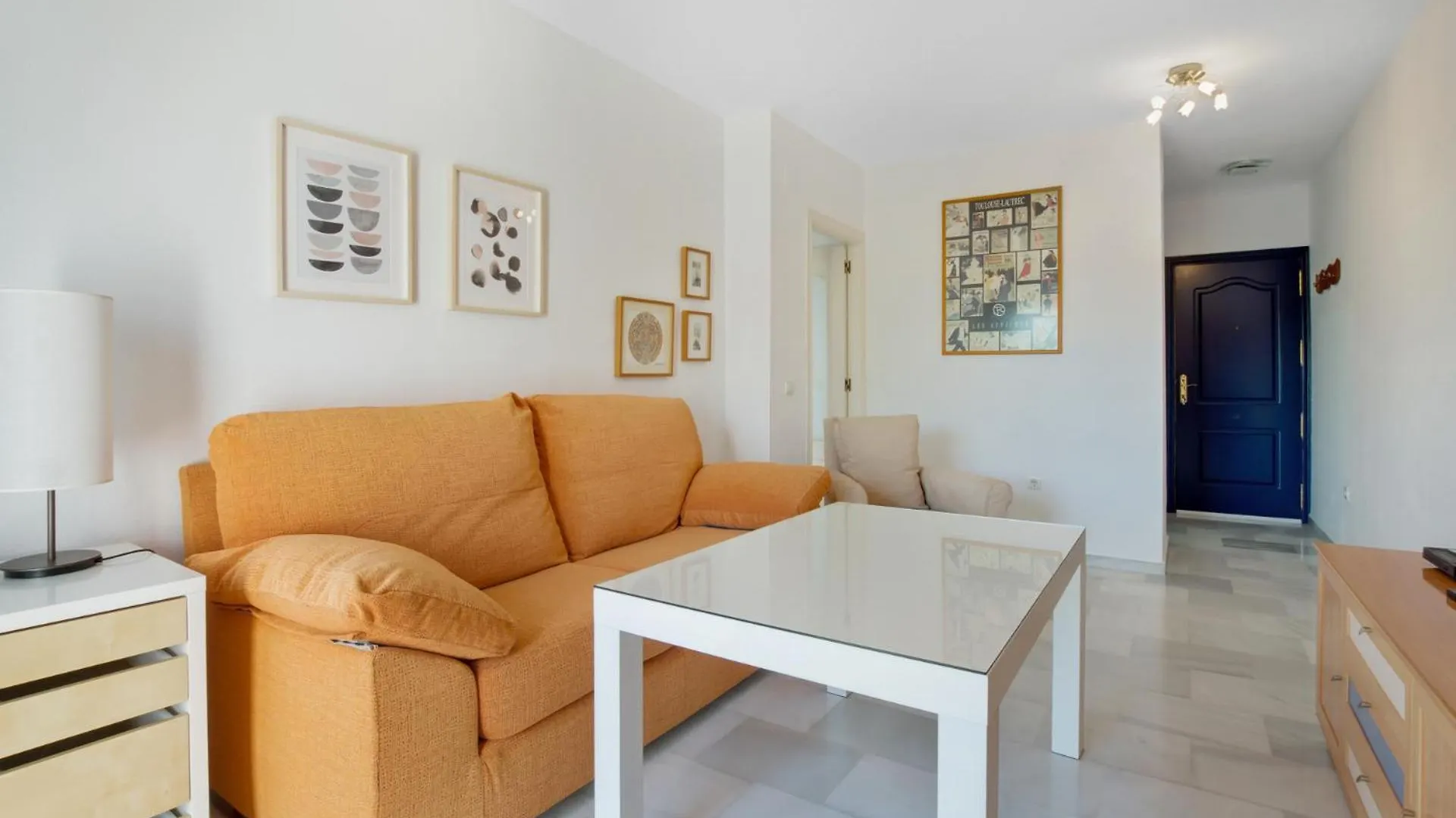 Tirreno Apartment Torremolinos 0*,